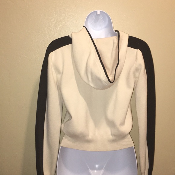 Puma Zip Up Hoodie Size Small - Picture 5 of 8